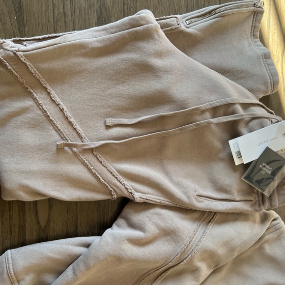 John Elliot Frame Sweat Pants & Hoodie - Picture 8 of 17